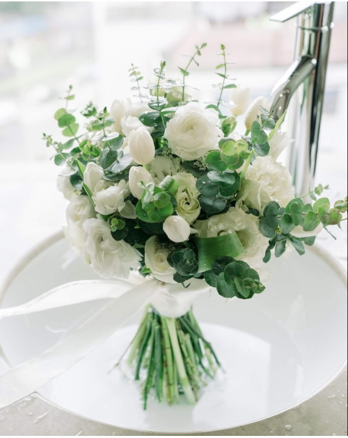 Bó hoa cưới mao lương mix tulip