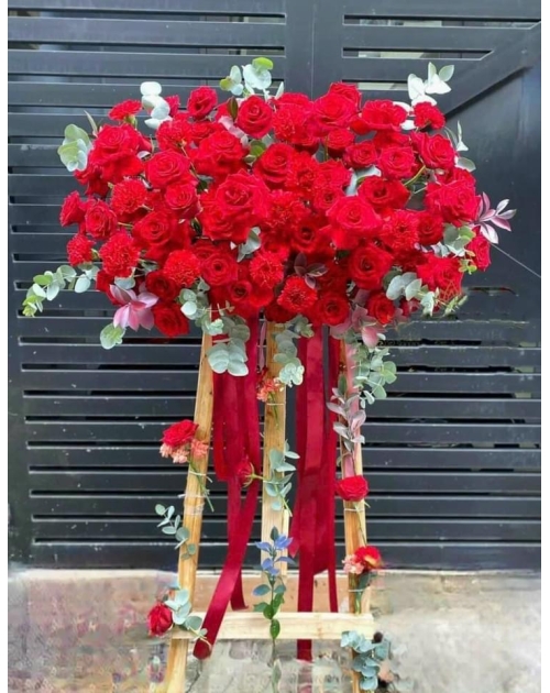 Kệ khai trương hiện đại 