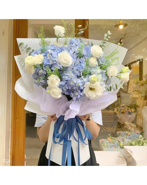 Bó hoa Cẩm Tú cầu xanh dương 