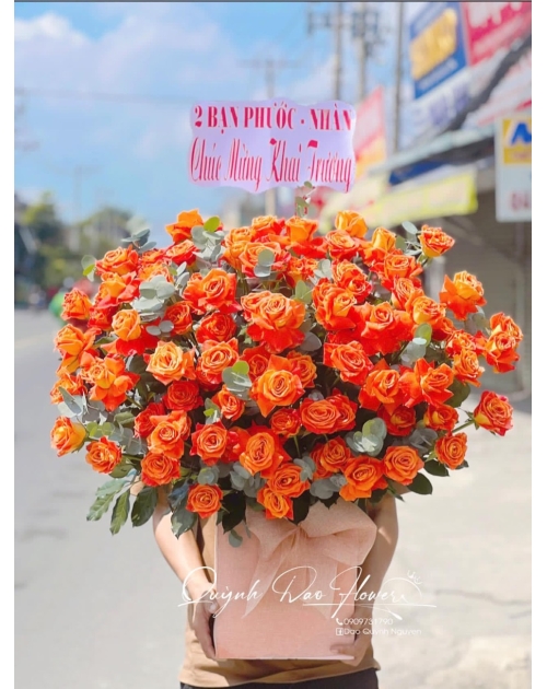 Giỏ hoa tone cam to đẹp 