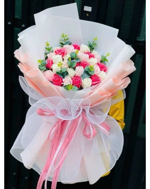 Bó hoa sáp màu hồng mix đẹp 