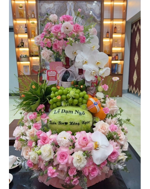 Lễ dạm ngõ lan hồ điệp 