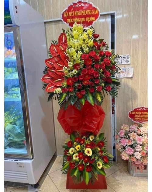 Kệ hoa chúc mừng rực rỡ 