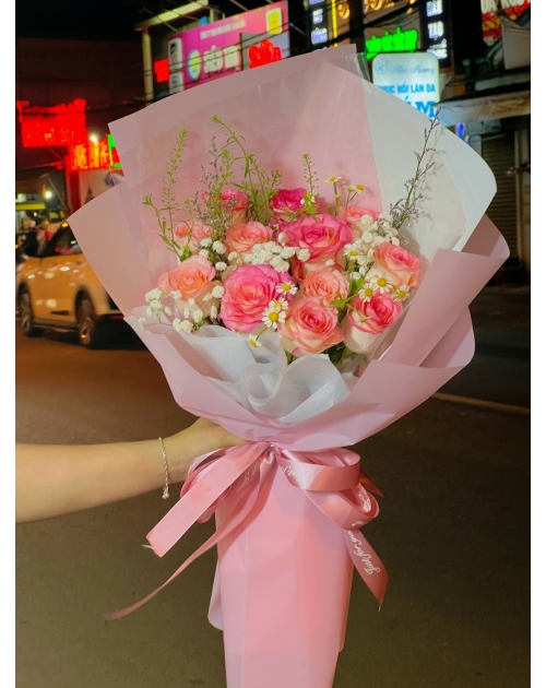 Bó hoa tặng bạn gái