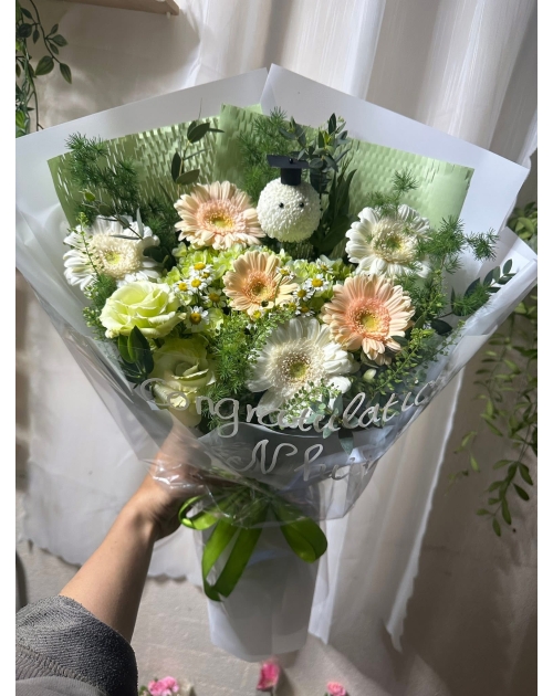 Hoa tốt nghiệp quận 7, HCM