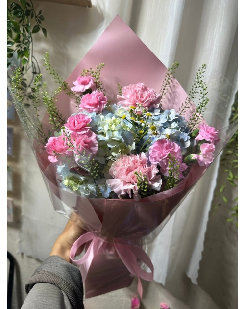 Bó hoa tú cầu ốc quế