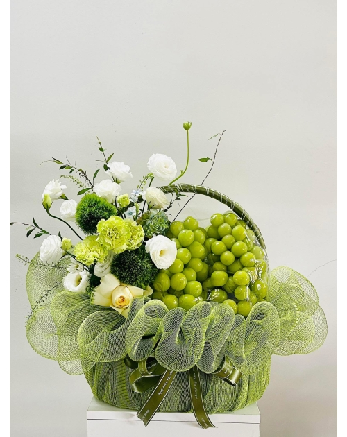 Giỏ trái cây nho xanh 