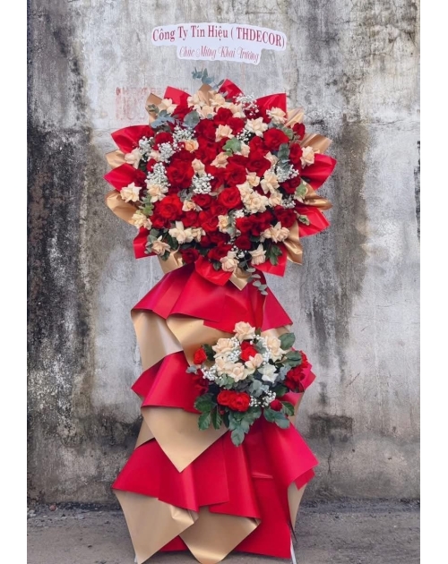 Kệ khai trương Thủ Đức 