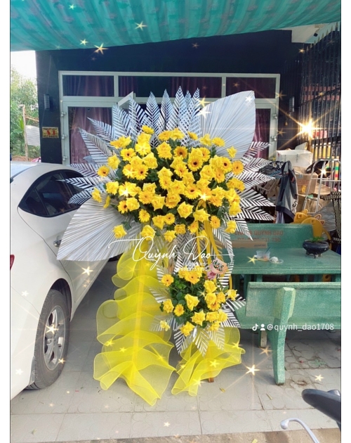 Kệ hoa khai trương thuận buồm xuôi gió