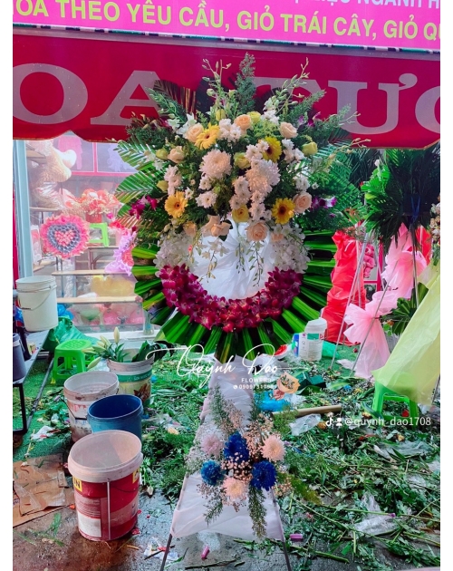 Lẵng hoa chia buồn ở thủ đức