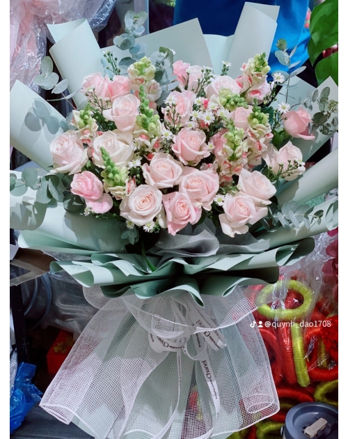 Bó hoa Hồng tươi tặng sinh nhật chị